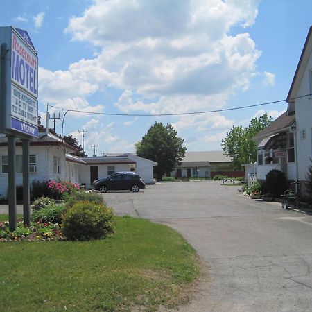 Rosecourt Motel Stratford Extérieur photo